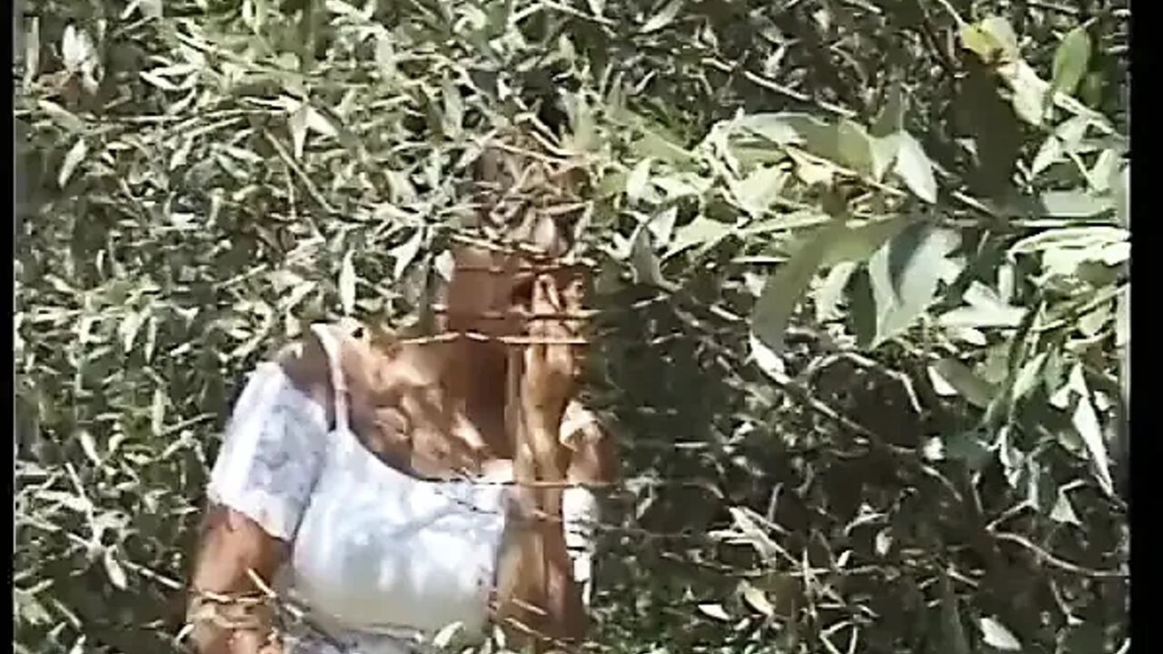 Curvy MILF Sucks Fat Cock in Steamy Hut
