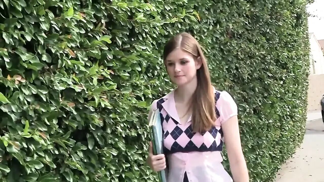 Lara Brookes: "Cock power"