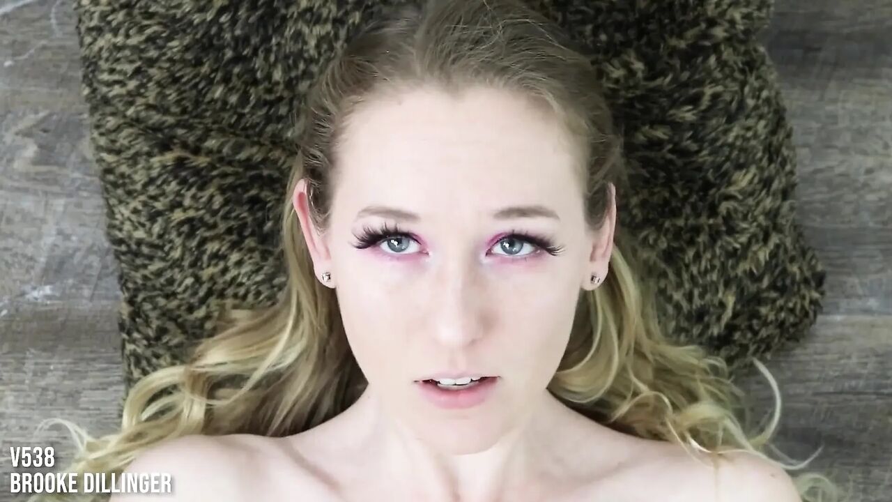 v538 beautiful agony intense orgasm face