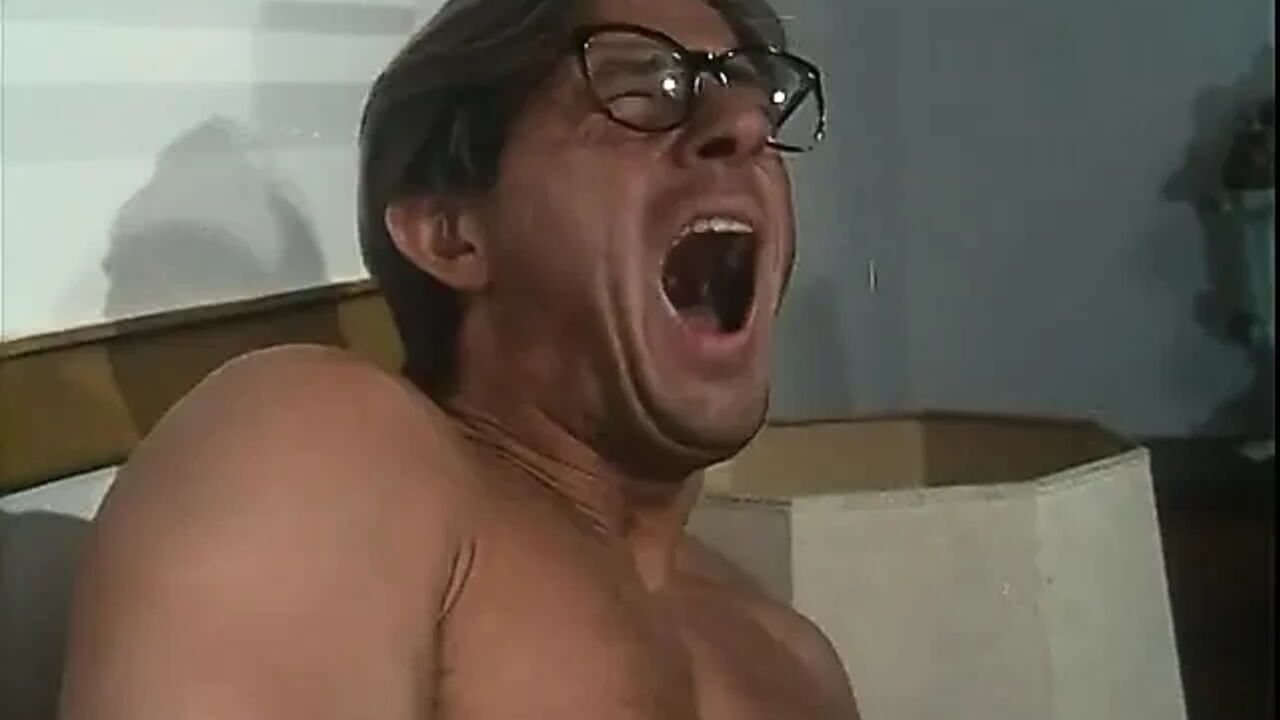 Vintage hairy pussy ass threesome