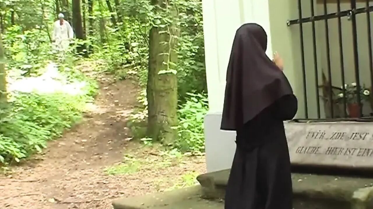 Pussy fucking pussy fingering in the forest...cum in mouth