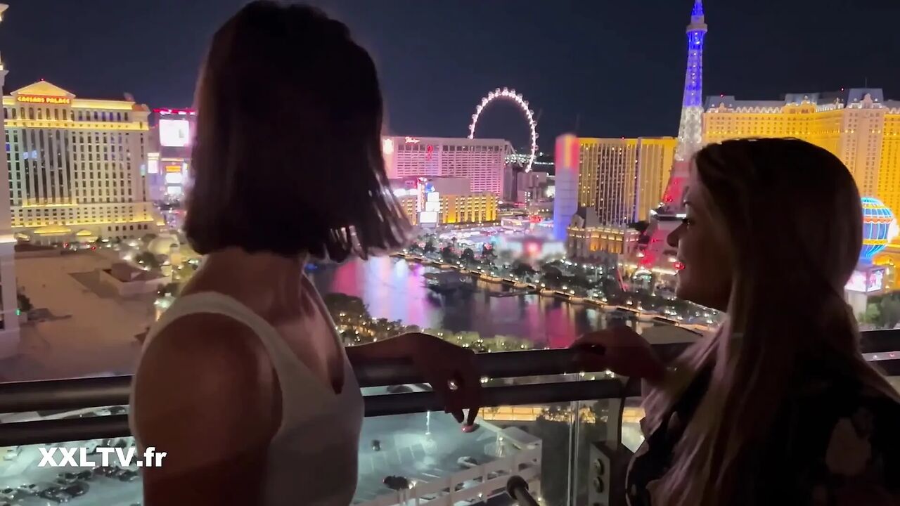 Lesbian Fun at Las Vegas