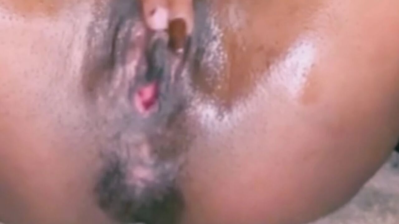 Big sexy black pussy getting rubbed