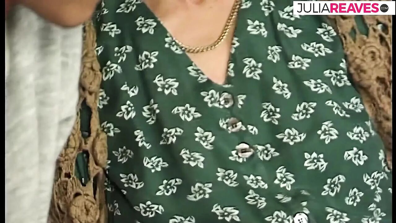 Granny eats cum after a wild fuck on the floor