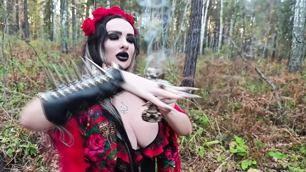 A Forest Witch Performs Rituals, Seduces a Guy and Fucks Him