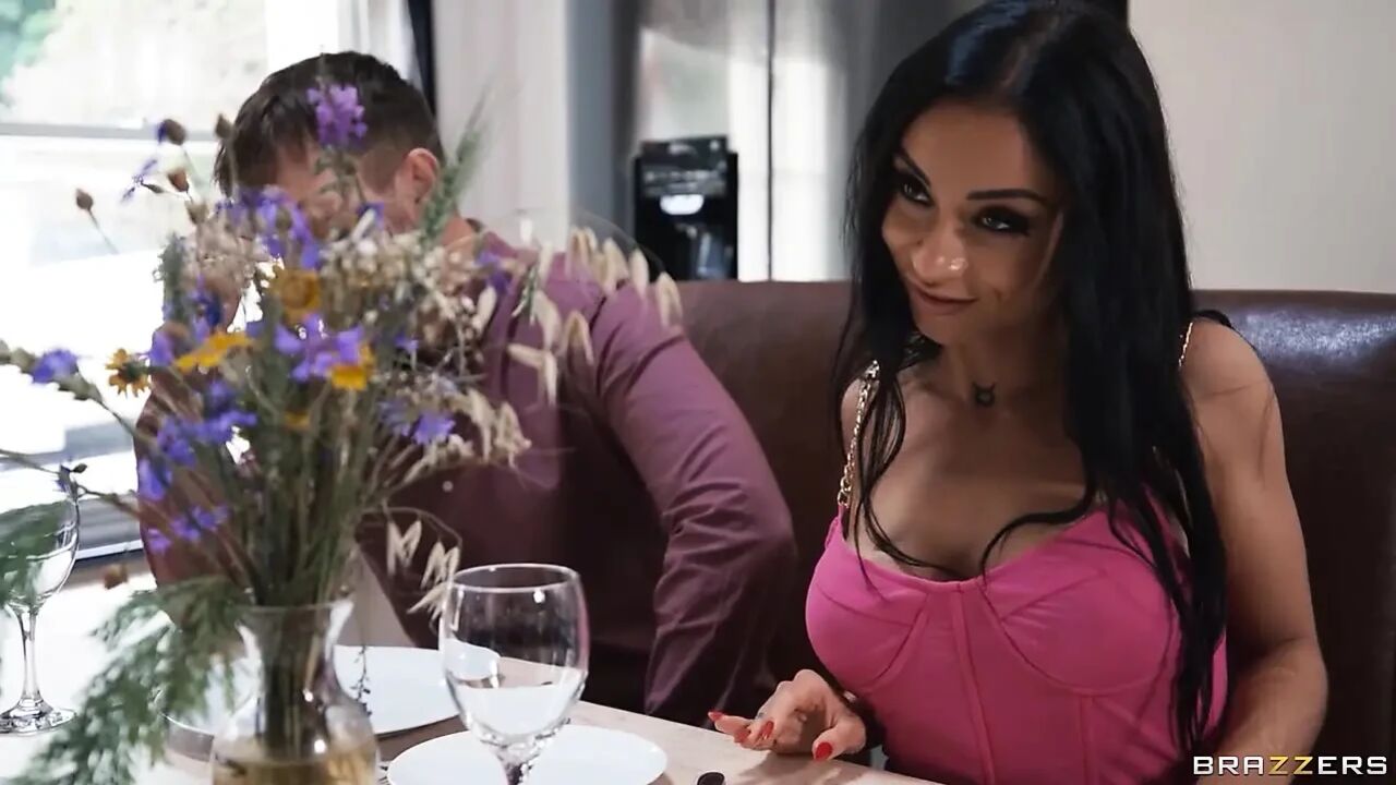 She's Not That Into Anal. Or Is She Caramella Del X Brazzers