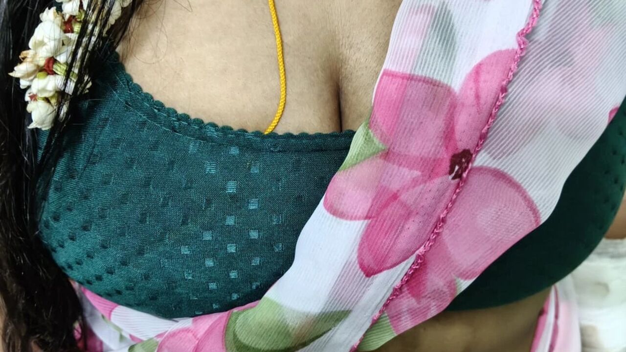 Original Tamil Audio Hot Saree Tami teacher sex cheating with Class Playboy,Hindi Teacher Hot,hot Mallu Teacher, Romantic fun