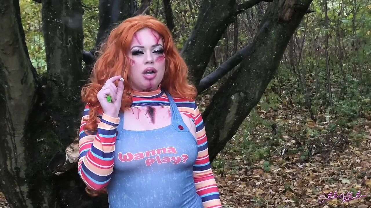 Catalia Smoking Dressed up in Cosplay