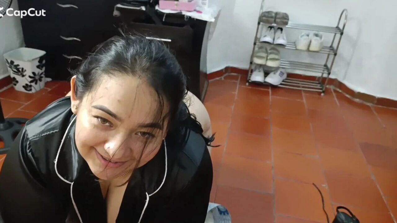 My desire to fuck a chubby mature girl with a big ass comes true