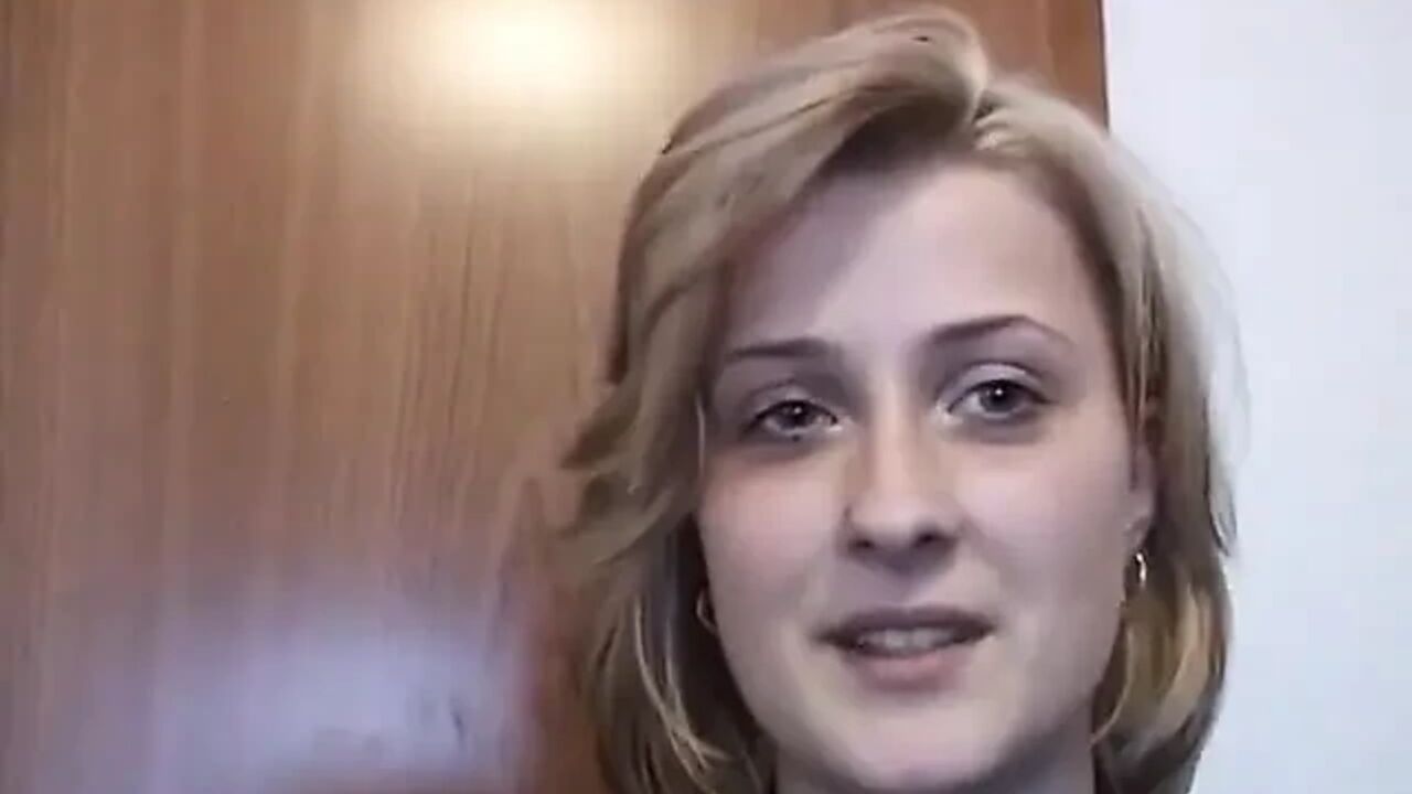 Dianas stepsister is doing porn, omg