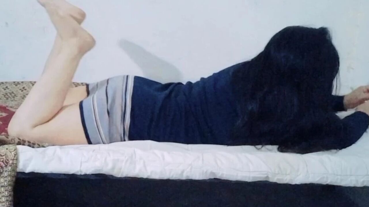 I go to walk into my step mother room..we ending up fucking hard