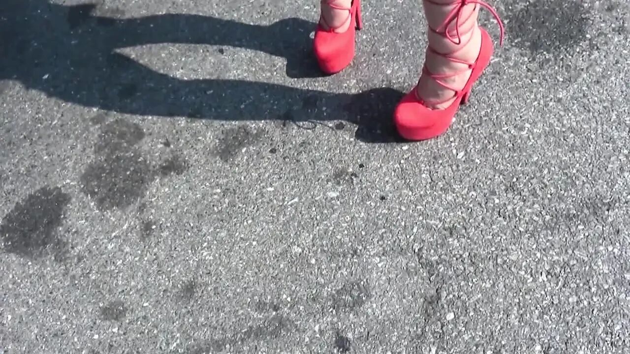 Two horny Italian whores shares a cock at the park