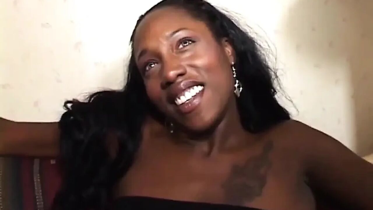 Sexy black couple pussy fucking ass fingering in dogging position