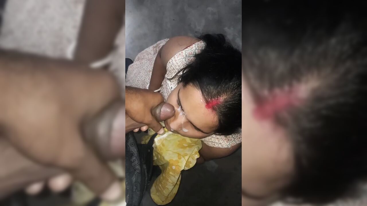 Desi aunty cum in mouth
