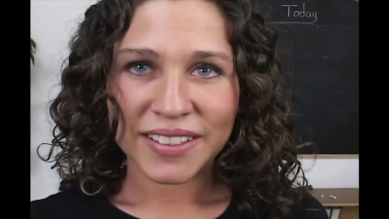 Shy Lesbian Becomes a Dominatrix! Her Friend Freaks Out