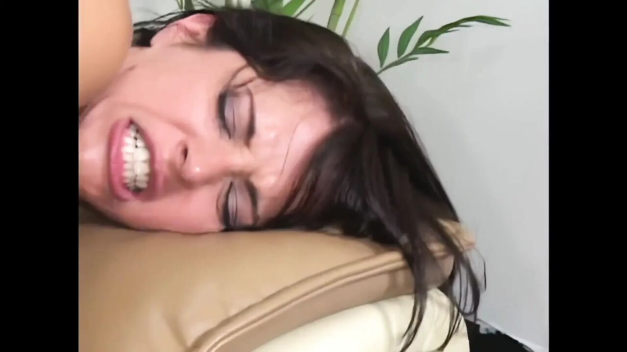 Druna: My Big Stunning Ass for Your Big Horny Cock