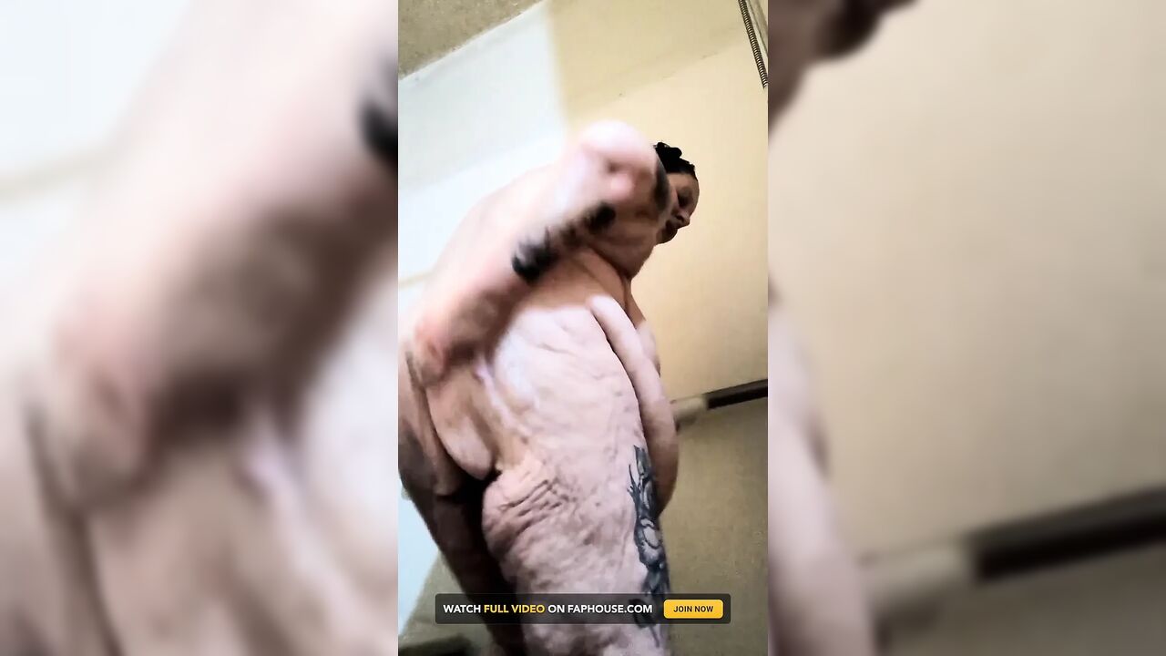 Angeleyes Massager Between Those Thighs