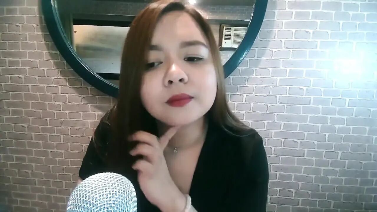 Online Teacher Masturbates Infront of the Cam