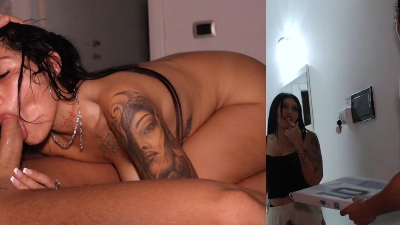 She Calls to Get a Pizza but Screws the Pizza Delivery Guy