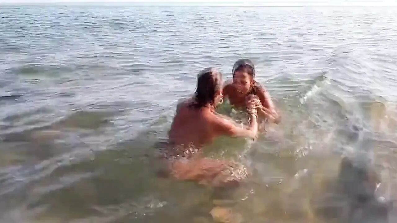 Wanna See Rita and Fooling Around in the Beach? Definately Just for Fans of This