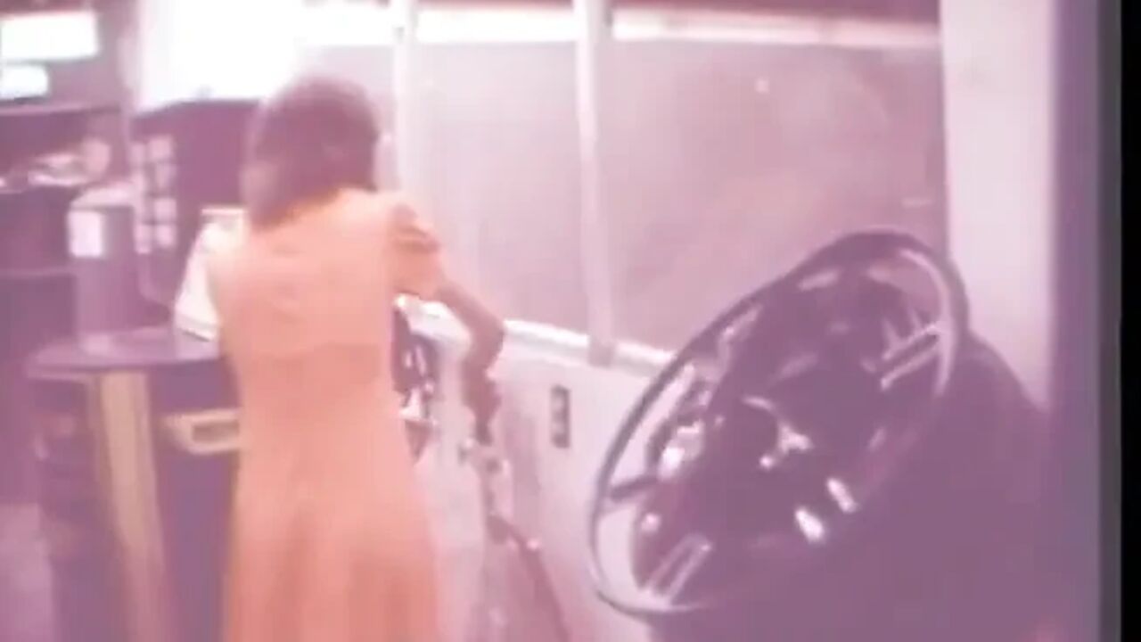 Vintage sex in the car