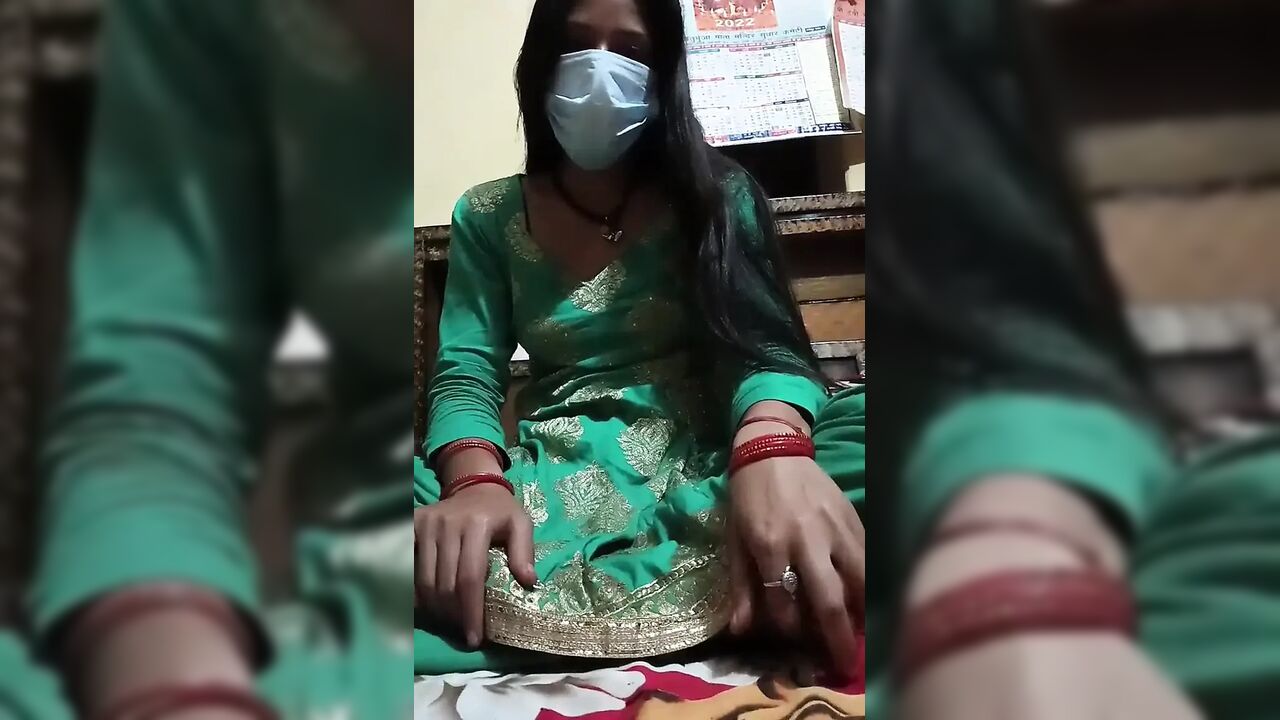 Indian Desi Bhabhi Boobs Fondled and Sucked Hard