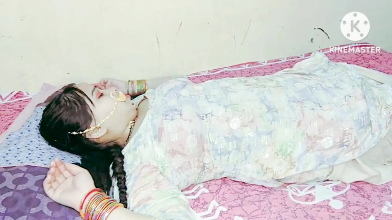 Tamil Real Homemade Indian Sex with Desi Bhabhi on X Videos