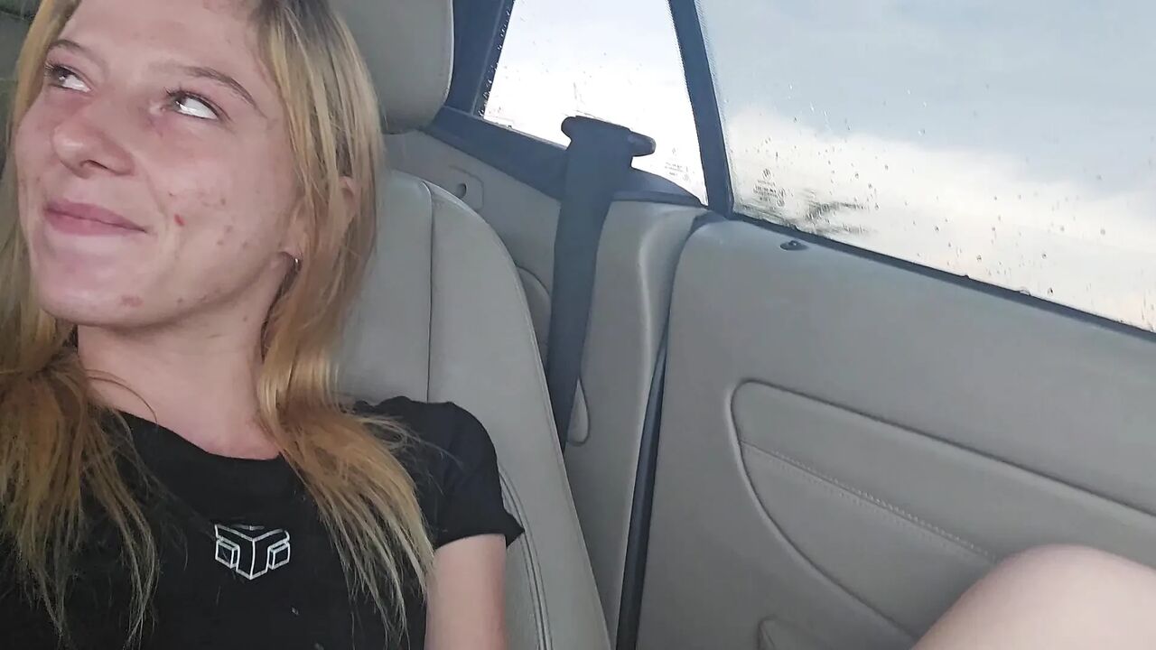 Petite 18 year old dildo fucks her pussy in the car in public