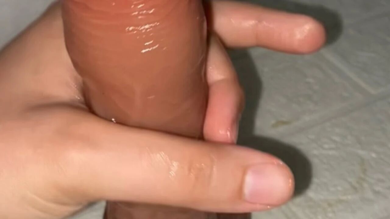 I give my dildo a handjob