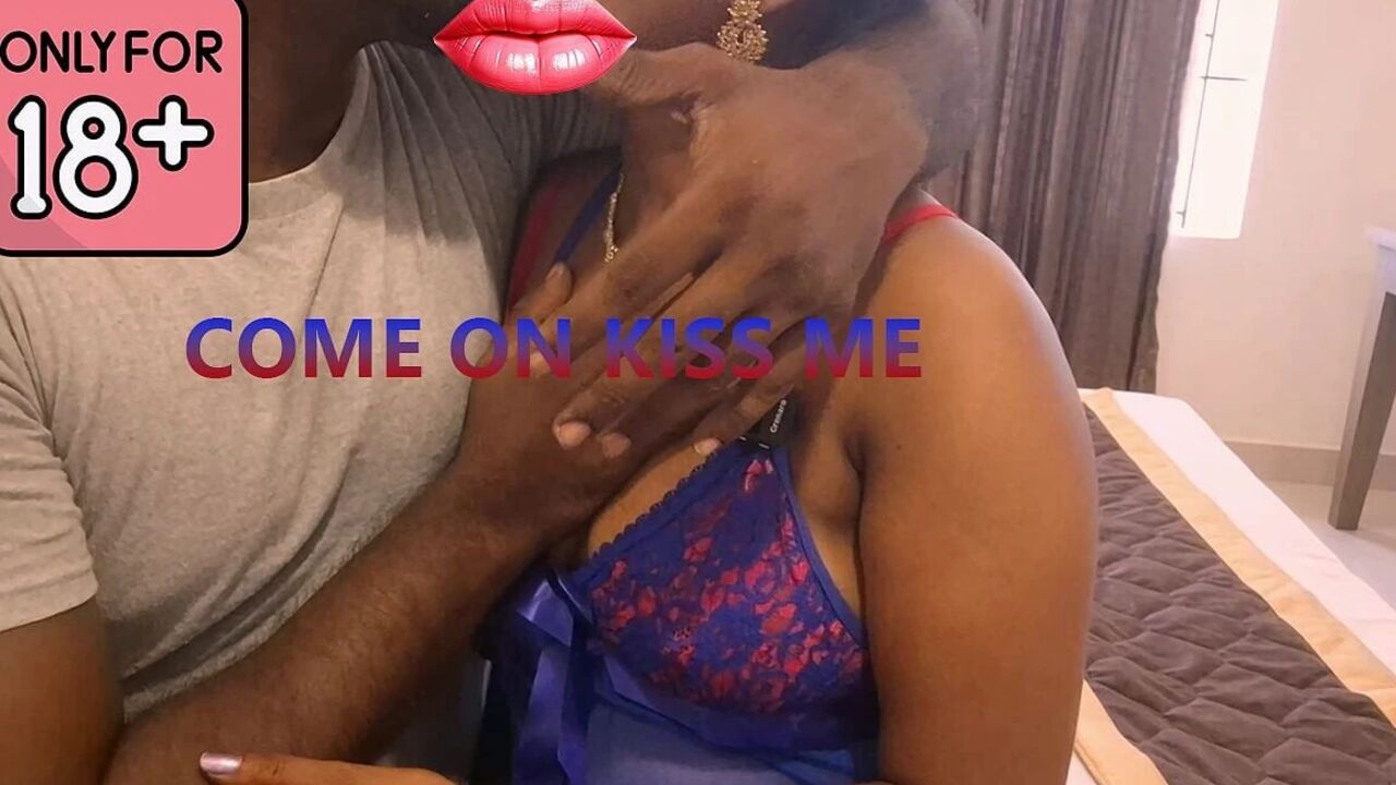 Indian Room Boy Fucks a Foreign Lady