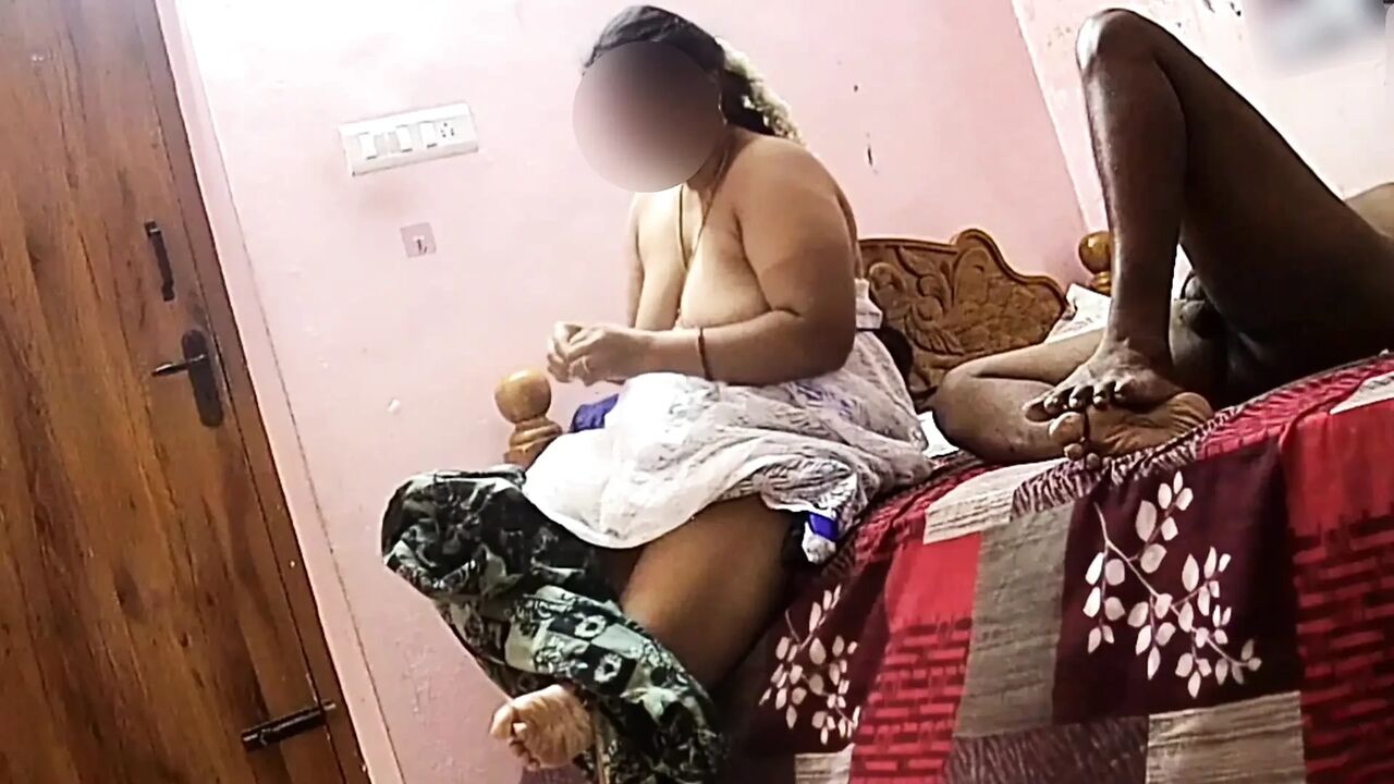 I Gave Flowers to My Sexy Neighbour Wife She Opend Her Pussy We Enjoyed Good Long Fucking