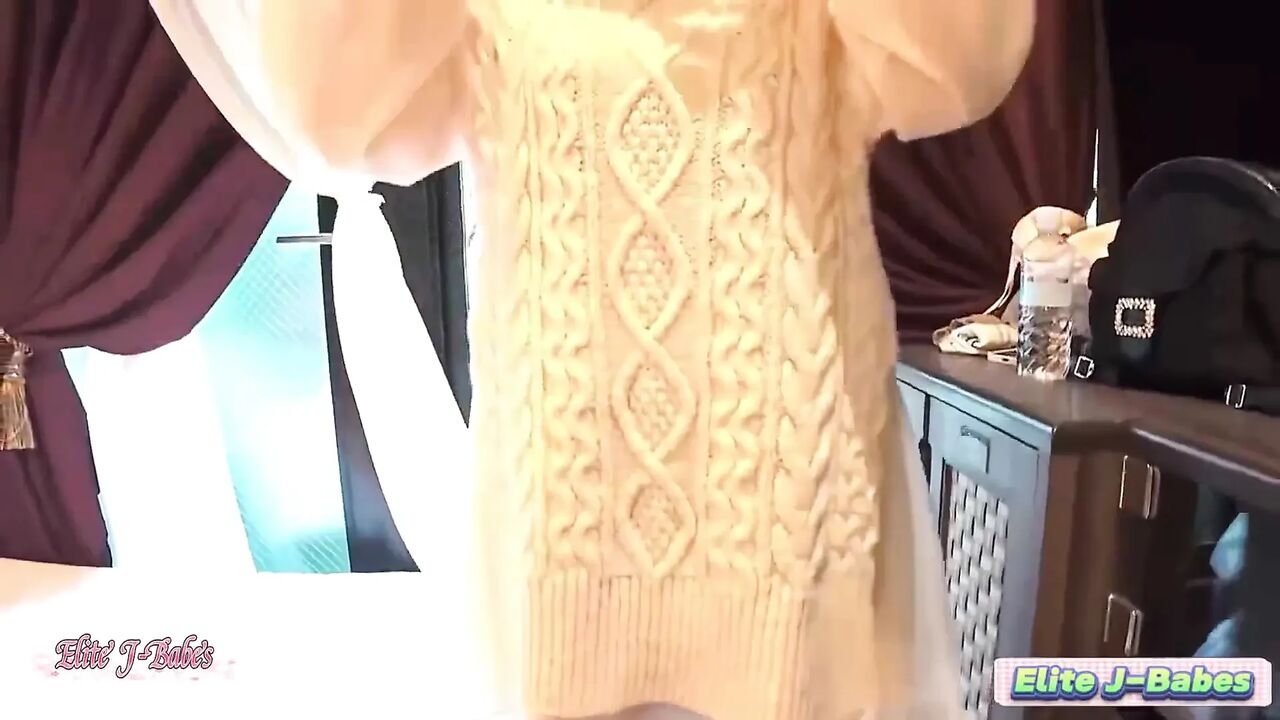 Asian Angel 27121