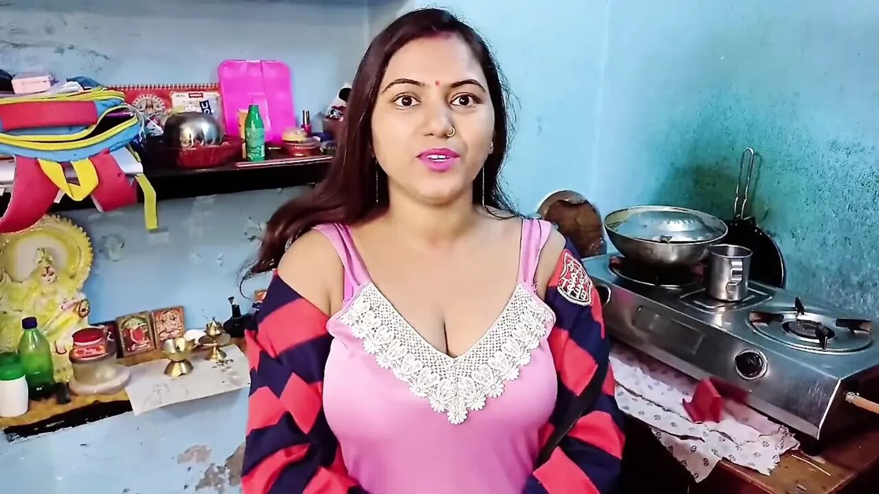 New Bangladeshi HINDU red saree sex video. Bangla voice hot sex video
