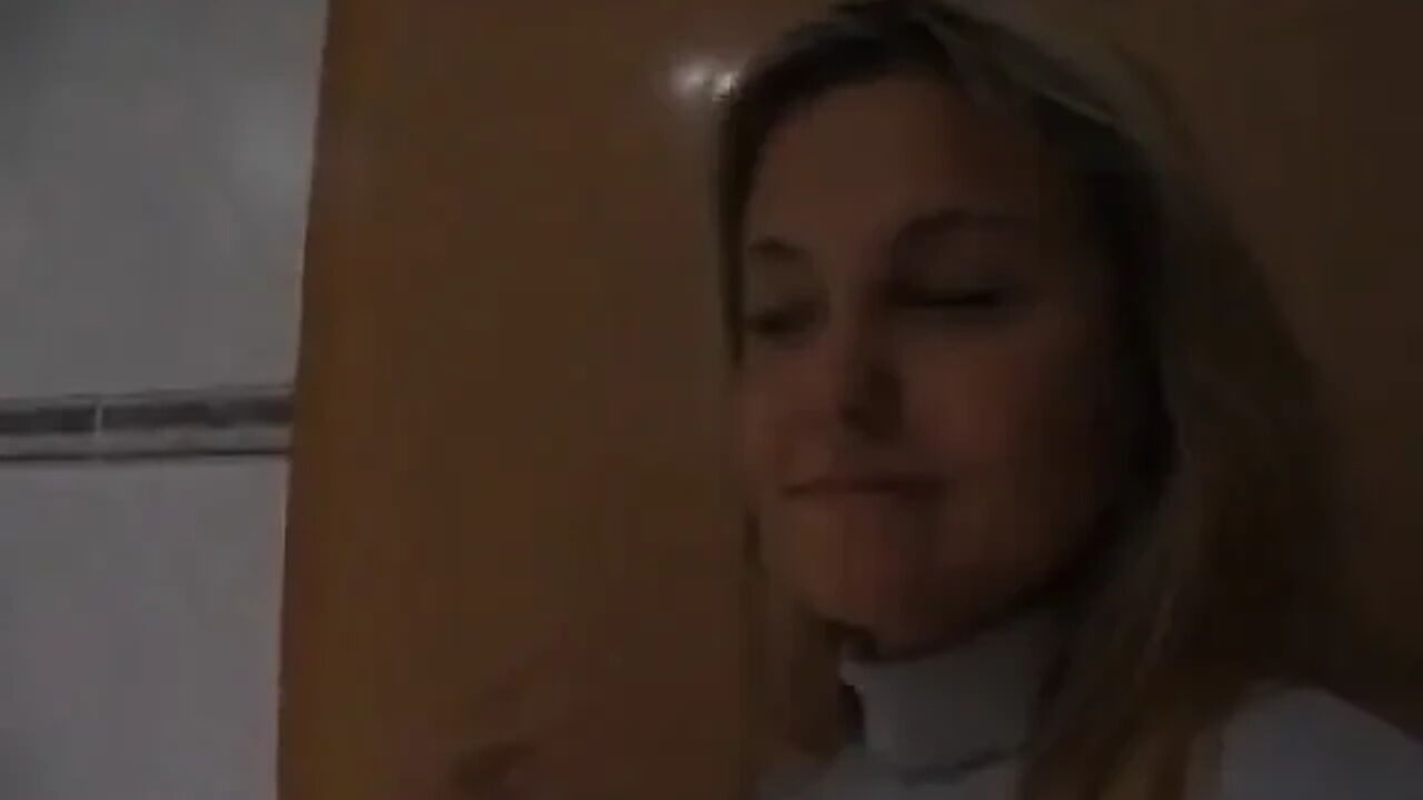 Anita, beautiful German teen fucked in the tub