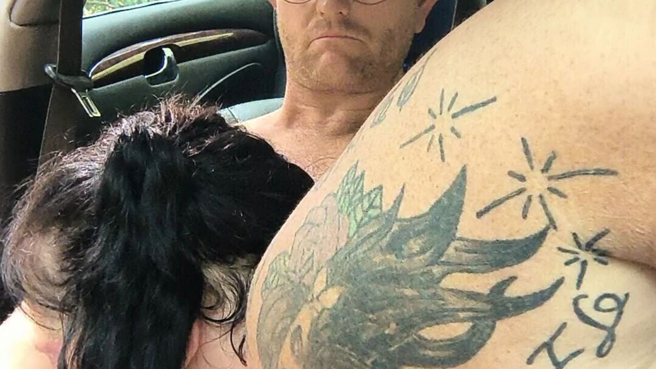 He Is About to Pop Oh Fuck Knock on Window Smthey Had to Stop Damnit