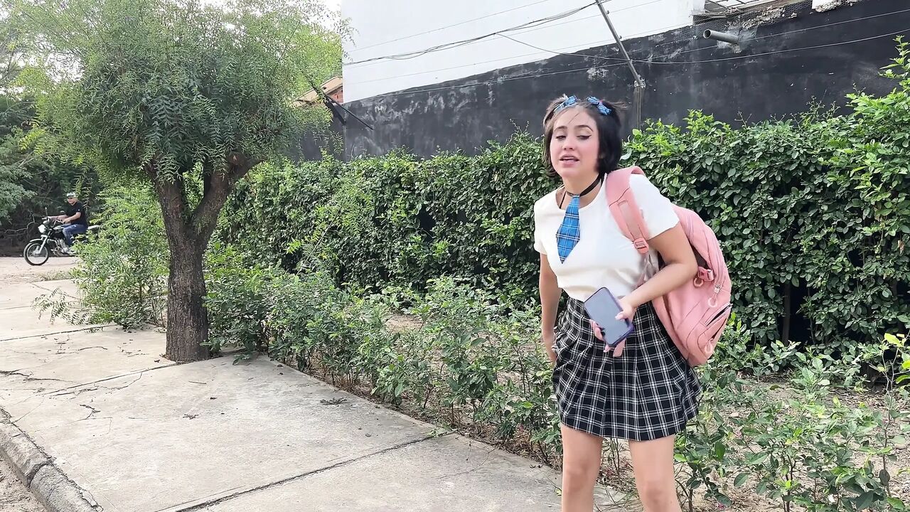 I Run Away From College and Go to My Boyfriend's House to Have Hard Sex and End up Cumming in My Innocent Face