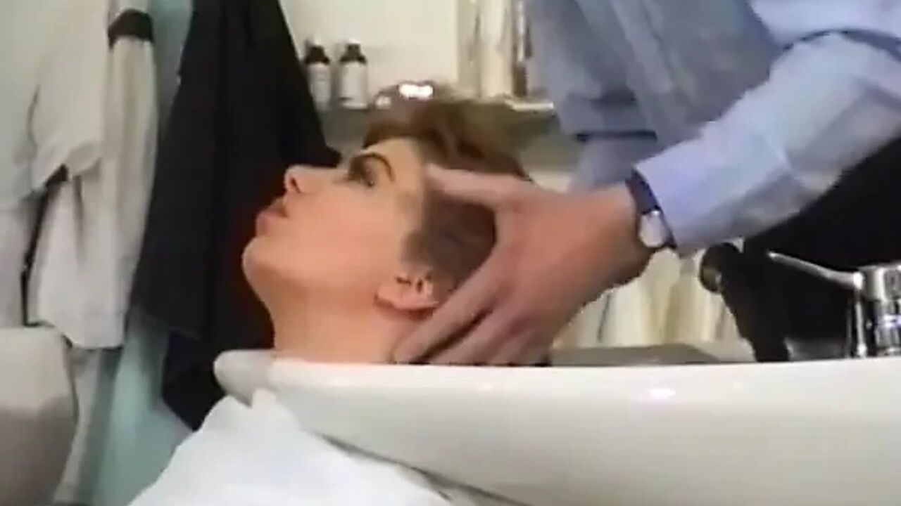 German Hairdresser Pounded in Her Tight Asshole