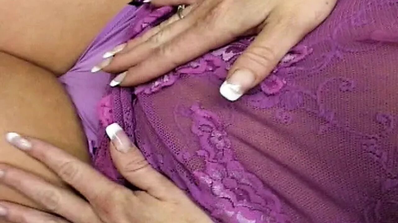 Masturbating Mamas