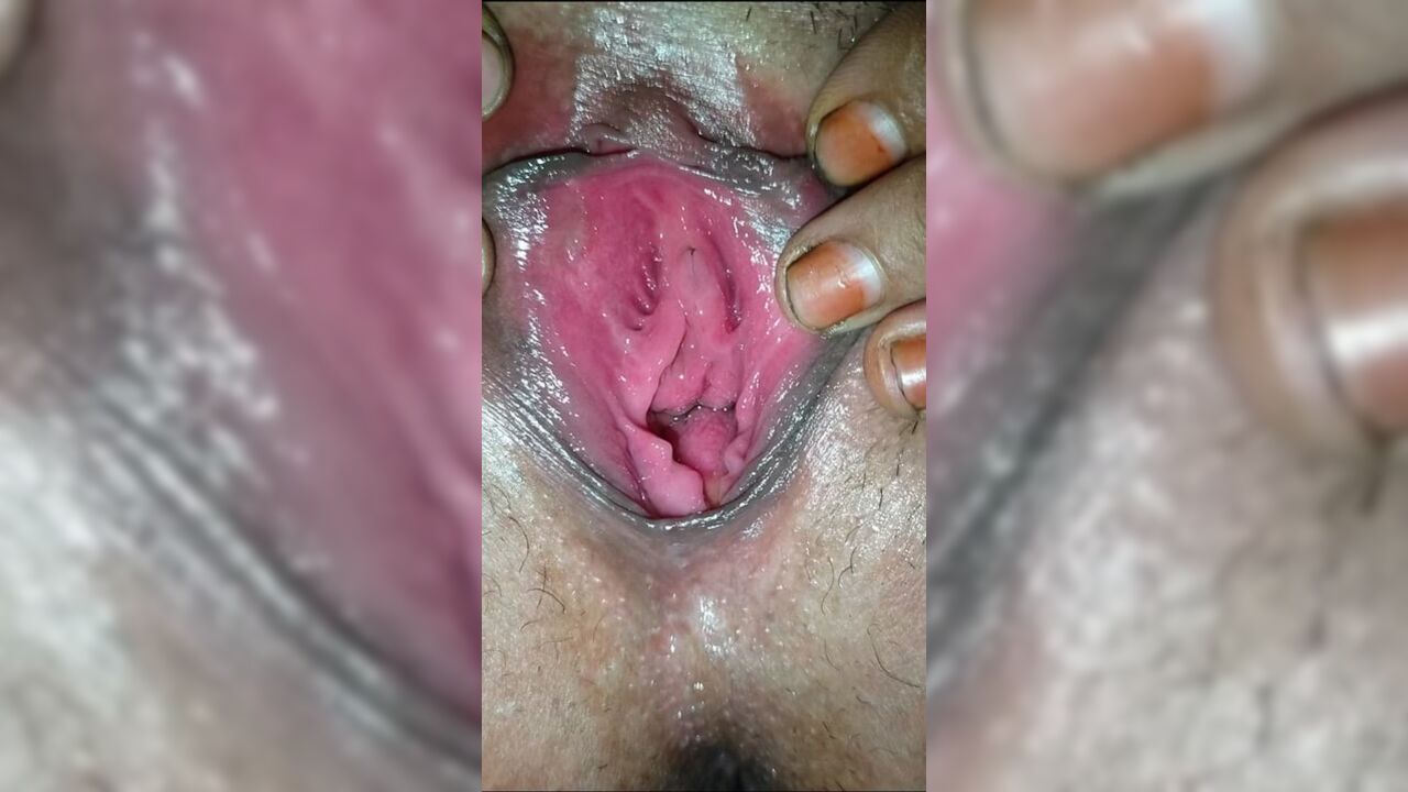 Desi Nargis Bhabhi fingering her pussy to orgasm