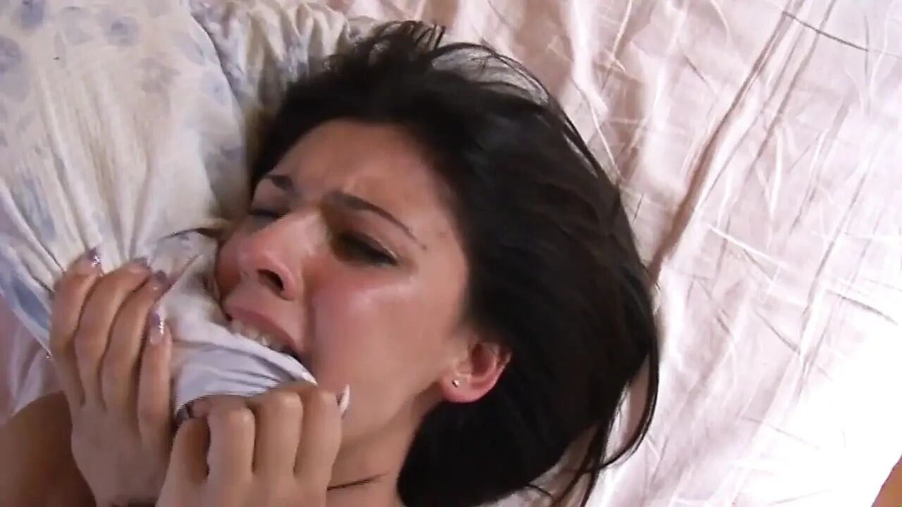 Deep and Hard Anal Penetration for an Amateur Sexy Brunette