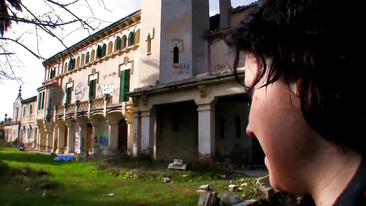 Pussy fucking fingering in the castle garden
