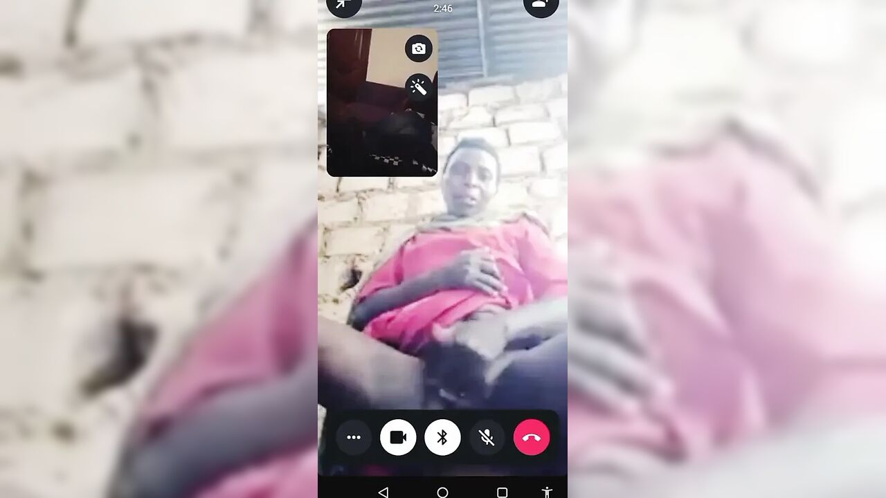 Hadzabe Tribe Mature Woman on Video Call with BF, Don't Ask Me Where She Got the Phone.