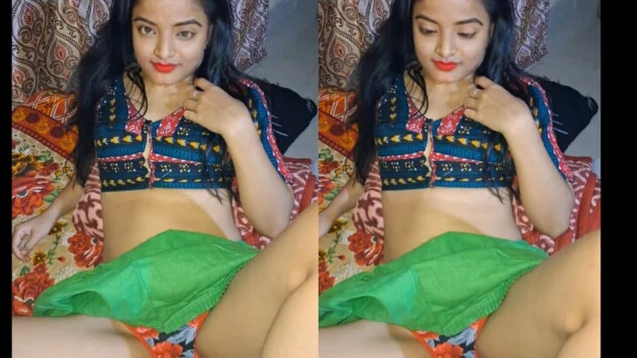 Hot Indian Bhabhi sex video, Desi village Bhabhi Devar sex video