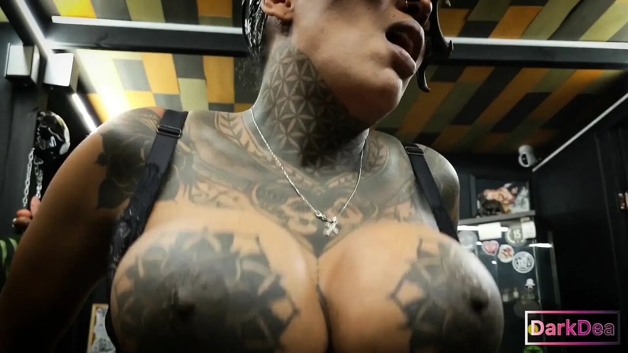 The Latina kinky Queen "Dark Dea" in - cock passion -