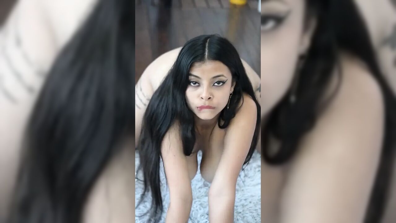 Model: Rsellamb Natural Very Sexy