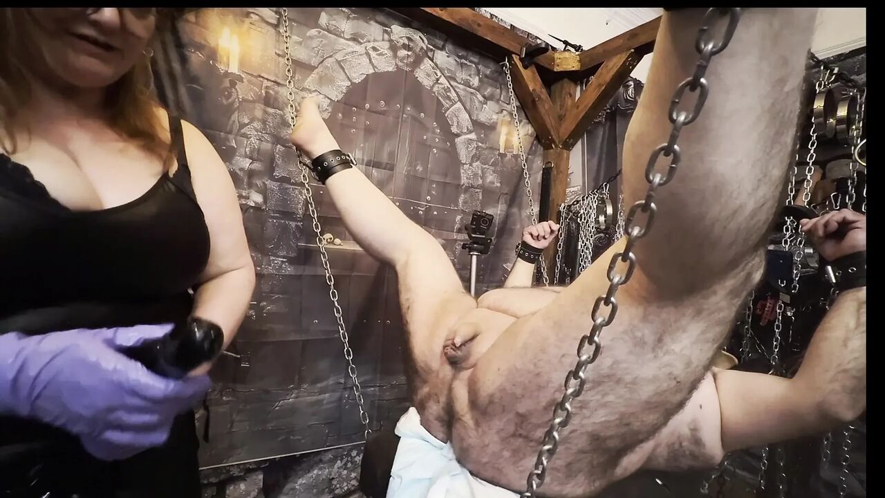 Part 4:- Domina Satana and Satana's Piggy gets pegged!