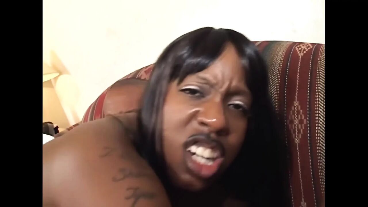 MILF From Congo Loves Huge Cock Inside!