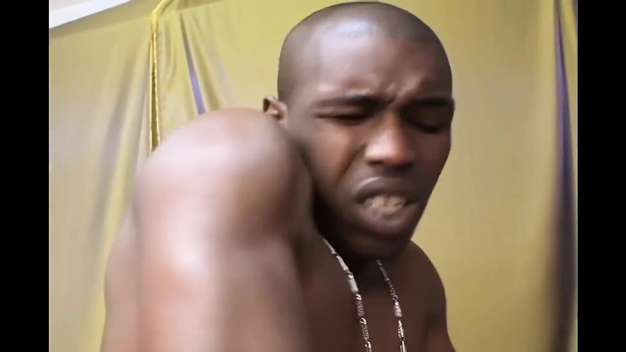 Sabrina Love Licks Pussy