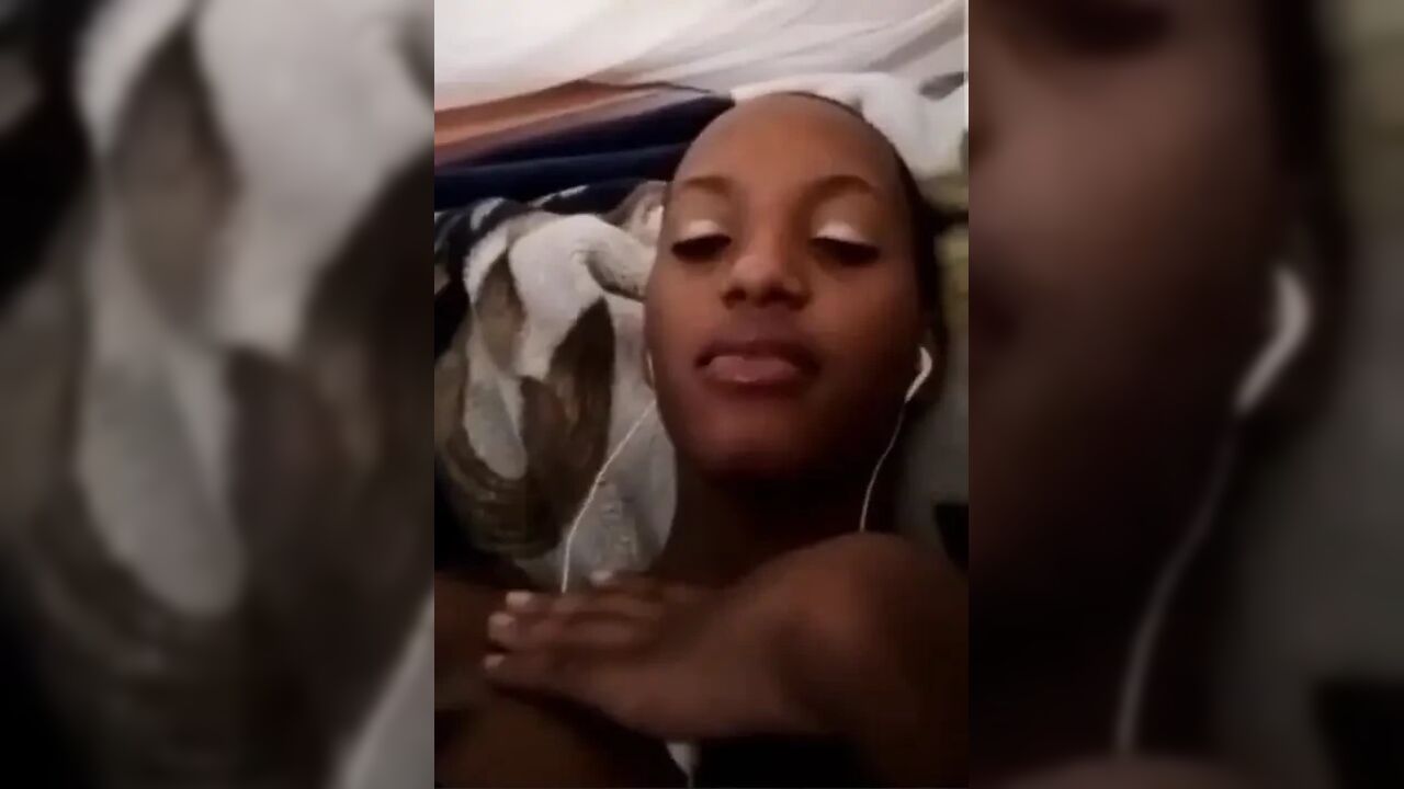 Ebony Horny Girl Masturbating with Her BF on Video Call, She Squirts