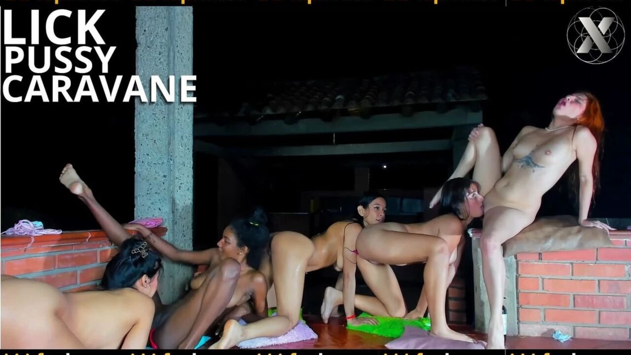 Big Lesbian Caravan Licking Pussy